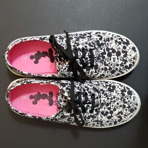 Disney Mickey Mouse Sneakers size 7 ladies